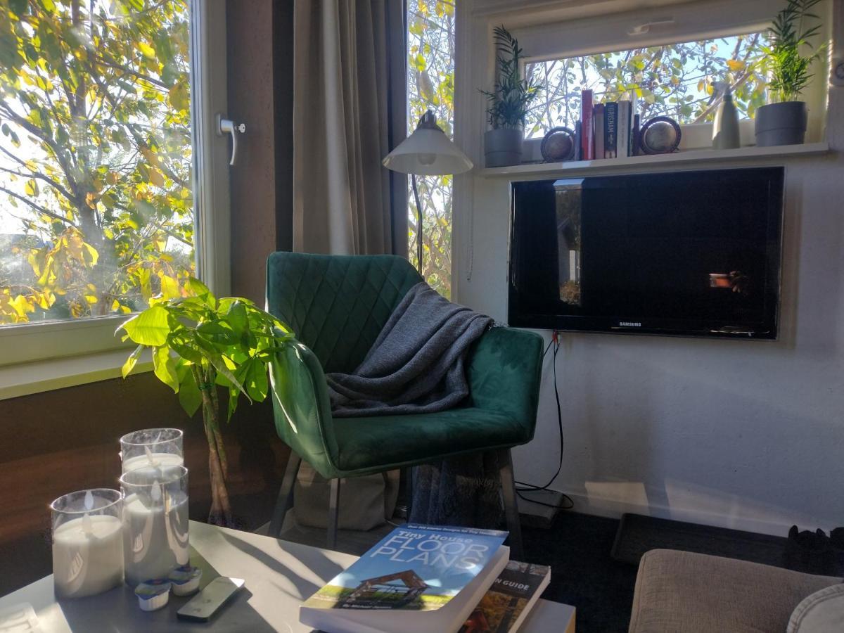 Tuinhuisje In Het Groen Almere Luaran gambar