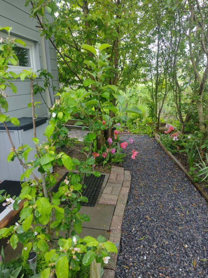 Tuinhuisje In Het Groen Almere Luaran gambar